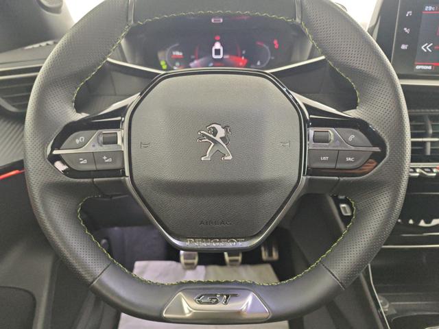 PEUGEOT 2008 usata, con Park Distance Control
