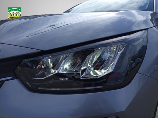 PEUGEOT 208 usata, con Specchietti laterali elettrici