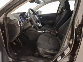 MAZDA 2 usata, con Autoradio digitale