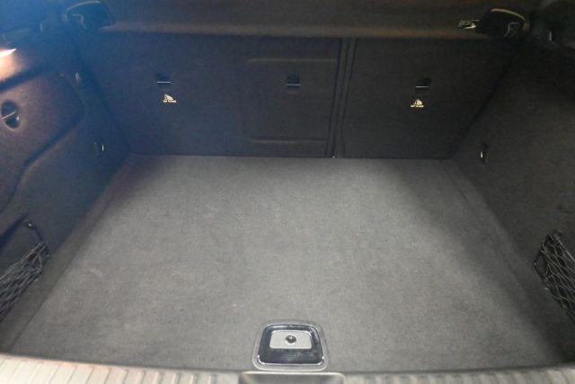 MERCEDES-BENZ GLA 200 usata 29