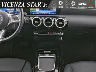 MERCEDES-BENZ CLA 180 usata, con Chiusura centralizzata