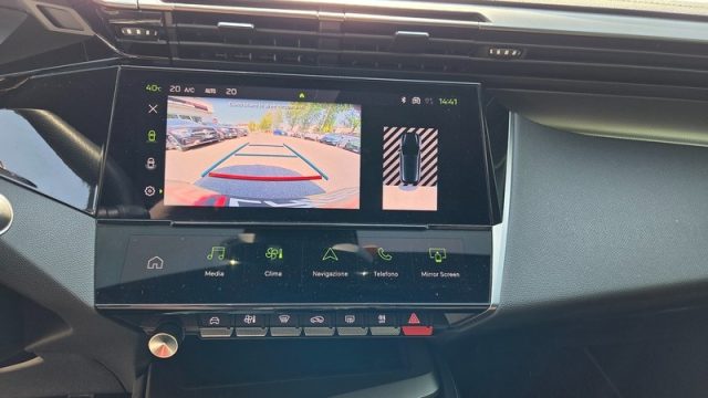 PEUGEOT 308 usata, con USB