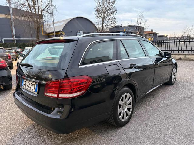 MERCEDES-BENZ E 200 usata, con Alzacristalli elettrici