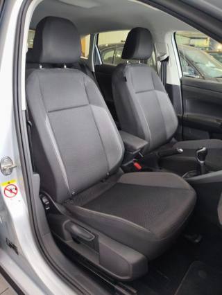 VOLKSWAGEN Taigo usata, con Boardcomputer