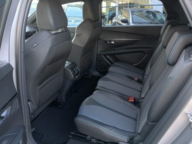 PEUGEOT 5008 usata, con Sistema di navigazione