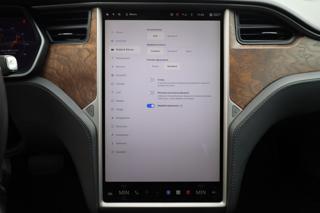 TESLA Model S usata, con Sospensioni pneumatiche