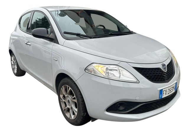 LANCIA Ypsilon usata, con Airbag