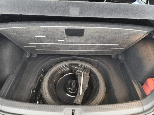 VOLKSWAGEN Golf GTI usata, con Sedili riscaldati