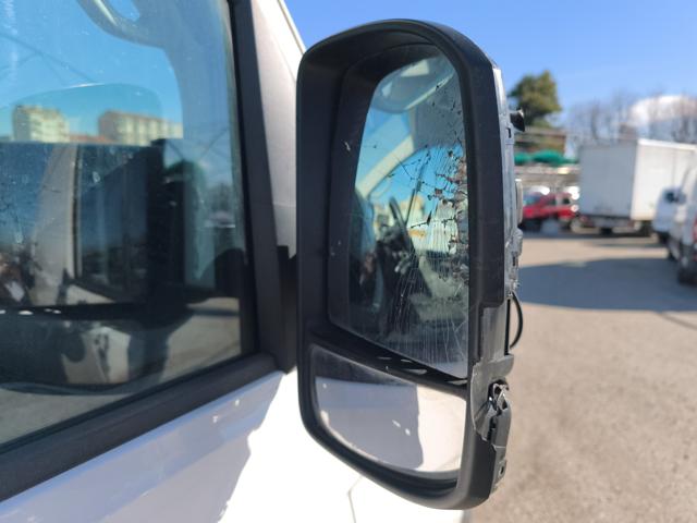 VOLKSWAGEN Crafter usata 38