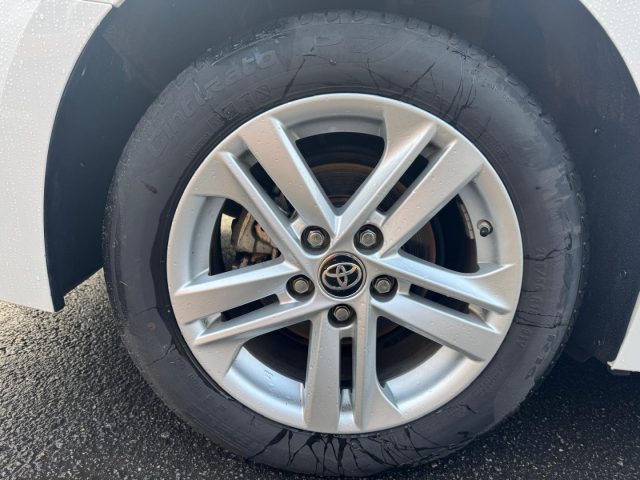 TOYOTA Corolla usata, con Sedile posteriore sdoppiato