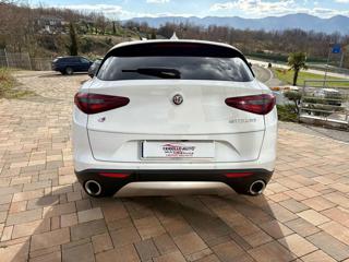 ALFA ROMEO Stelvio usata, con Alzacristalli elettrici