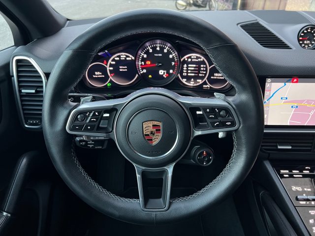 PORSCHE Cayenne usata, con Controllo trazione