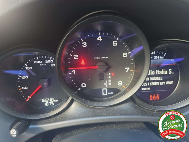 PORSCHE Macan usata, con Fendinebbia