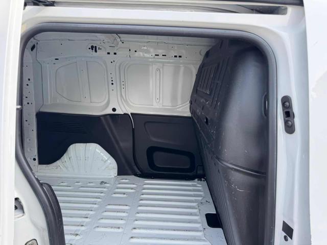 PEUGEOT Partner usata, con Portapacchi