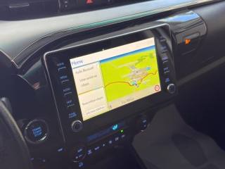 TOYOTA Hilux usata, con Fari LED