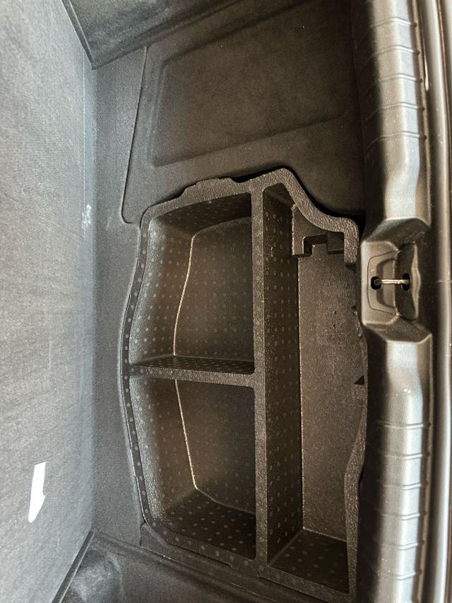 MASERATI Ghibli usata, con Isofix