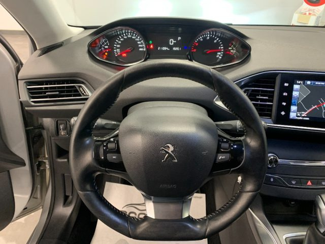 PEUGEOT 308 usata, con Cerchi in lega