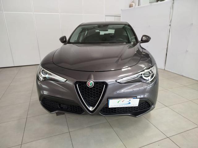 ALFA ROMEO Stelvio usata, con Alzacristalli elettrici