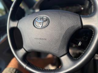 TOYOTA Land Cruiser usata, con Cruise Control