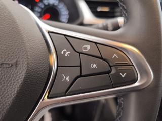 RENAULT Captur usata, con Touch screen