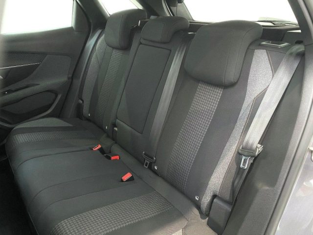 PEUGEOT 3008 usata, con Cruise Control