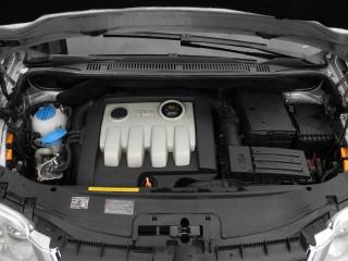 VOLKSWAGEN Touran usata, con Lettore CD