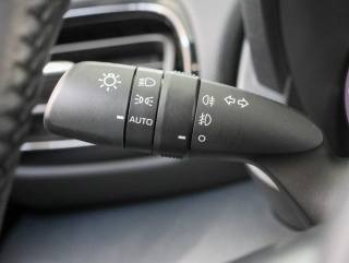 TOYOTA Yaris usata, con Isofix