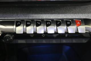 PEUGEOT 3008 usata 27