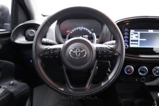 TOYOTA Aygo X usata, con Autoradio digitale