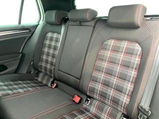 VOLKSWAGEN Golf GTI usata, con Fendinebbia