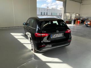MERCEDES-BENZ B 180 usata, con Autoradio