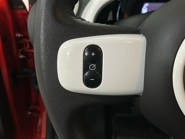 RENAULT Twingo usata, con Fari LED