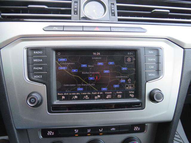 VOLKSWAGEN Passat Variant usata, con Fendinebbia