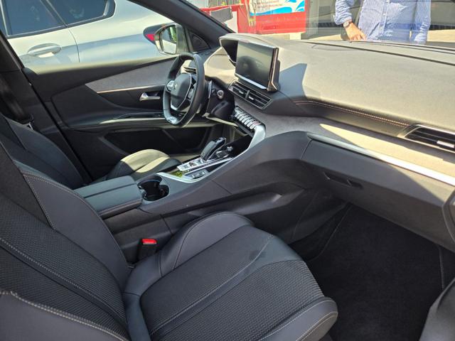 PEUGEOT 3008 usata, con Airbag laterali