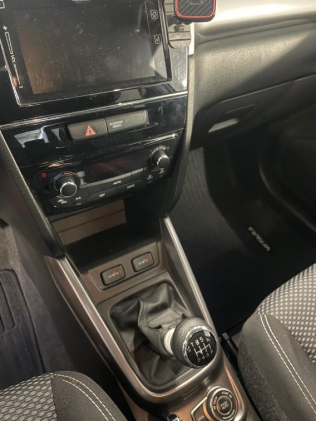 SUZUKI Vitara usata, con Autoradio