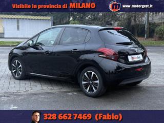 PEUGEOT 208 usata, con Alzacristalli elettrici