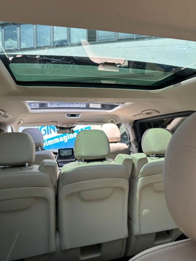 MERCEDES-BENZ V 250 usata, con Touch screen