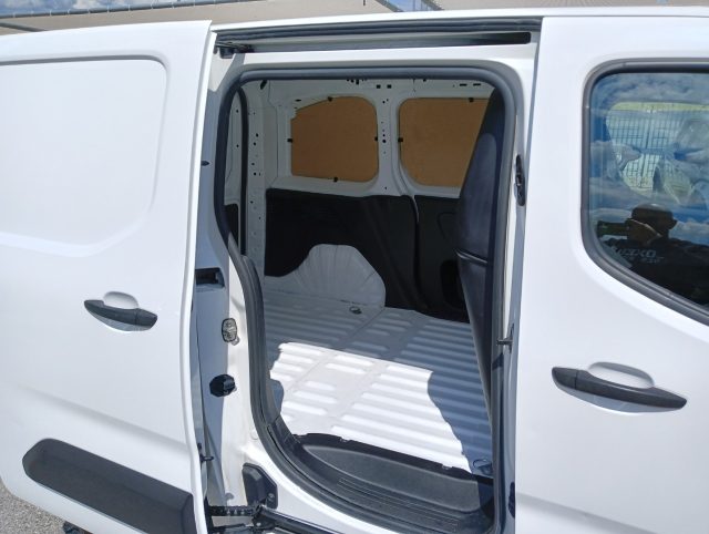 TOYOTA Proace City usata, con Fendinebbia