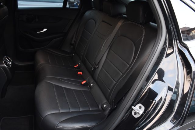 MERCEDES-BENZ GLC 300 usata, con Boardcomputer