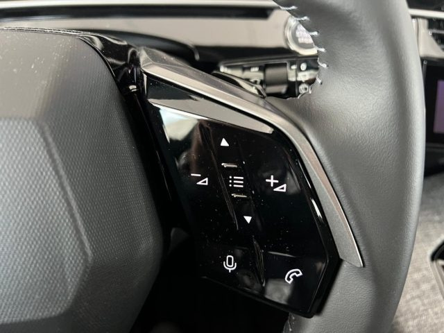 PEUGEOT 5008 usata, con Riconoscimento dei segnali stradali