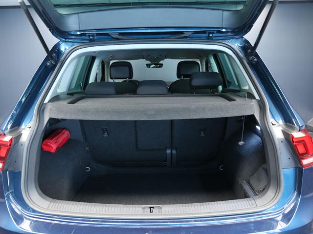 VOLKSWAGEN Tiguan usata, con Autoradio