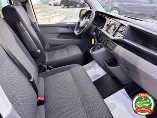 VOLKSWAGEN Caravelle usata, con Bracciolo