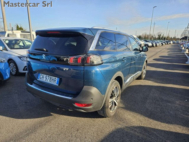 PEUGEOT 5008 usata, con Chiusura centralizzata