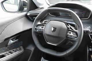 PEUGEOT 208 usata, con Volante in pelle