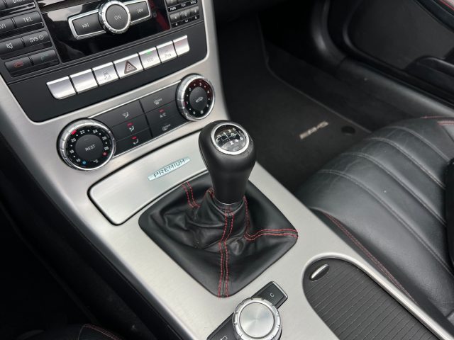 MERCEDES-BENZ SLK 200 usata, con Sistema di navigazione