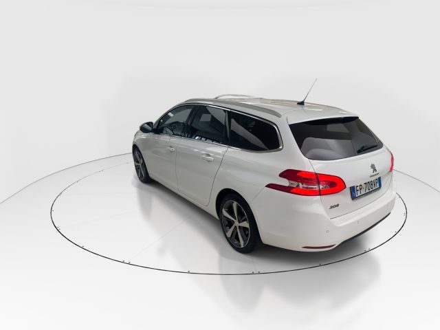 PEUGEOT 308 usata, con Fendinebbia