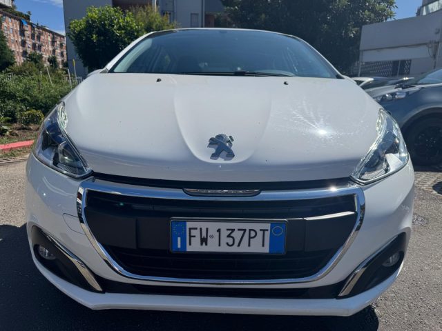 PEUGEOT 208 usata, con Airbag laterali