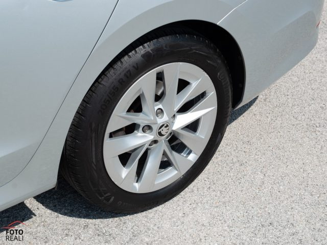 SKODA Octavia usata, con Autoradio digitale