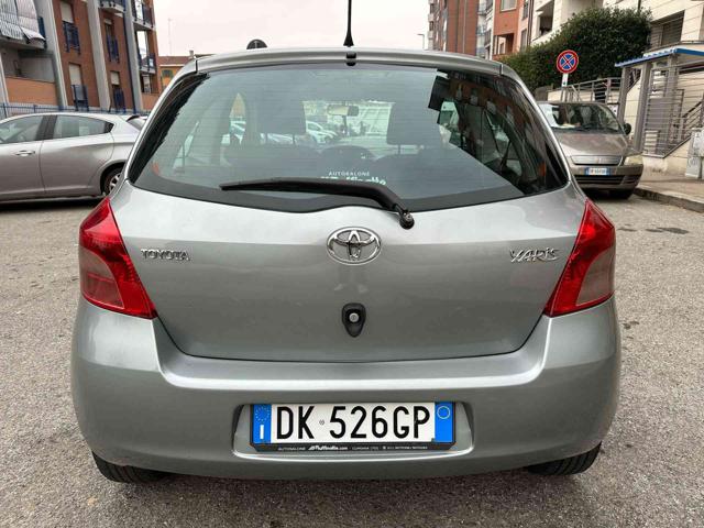 TOYOTA Yaris usata, con Alzacristalli elettrici