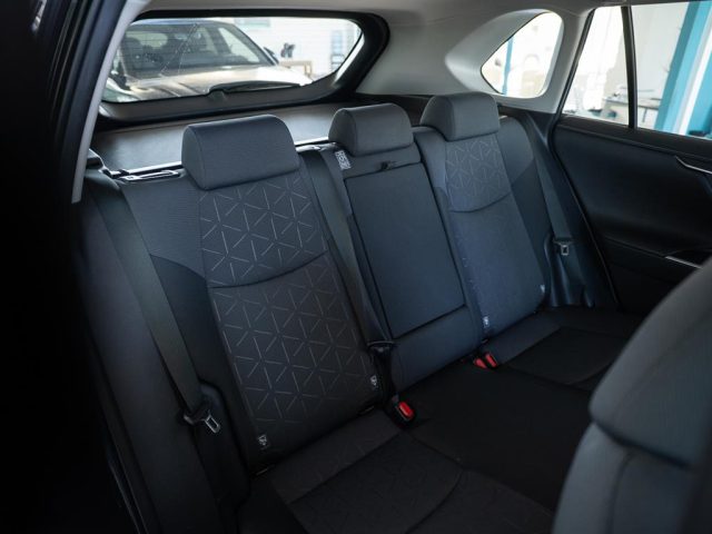 TOYOTA RAV 4 usata, con Sedili riscaldati
